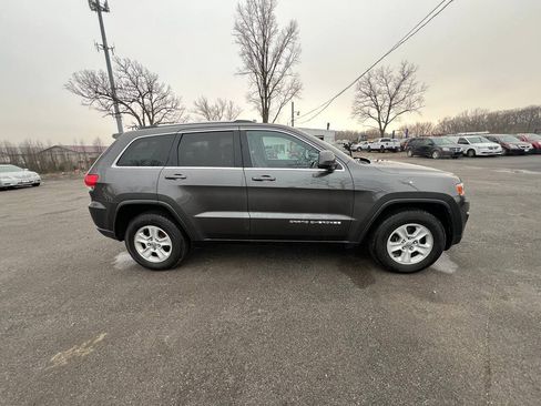 Used 2014 Jeep Grand Cherokee Laredo w/ Quick Order Package 23E AWD/4WD image 4