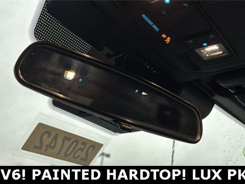 New 2025 Ford Bronco Badlands image 21