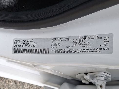 Used 2024 RAM 1500 Laramie image 28