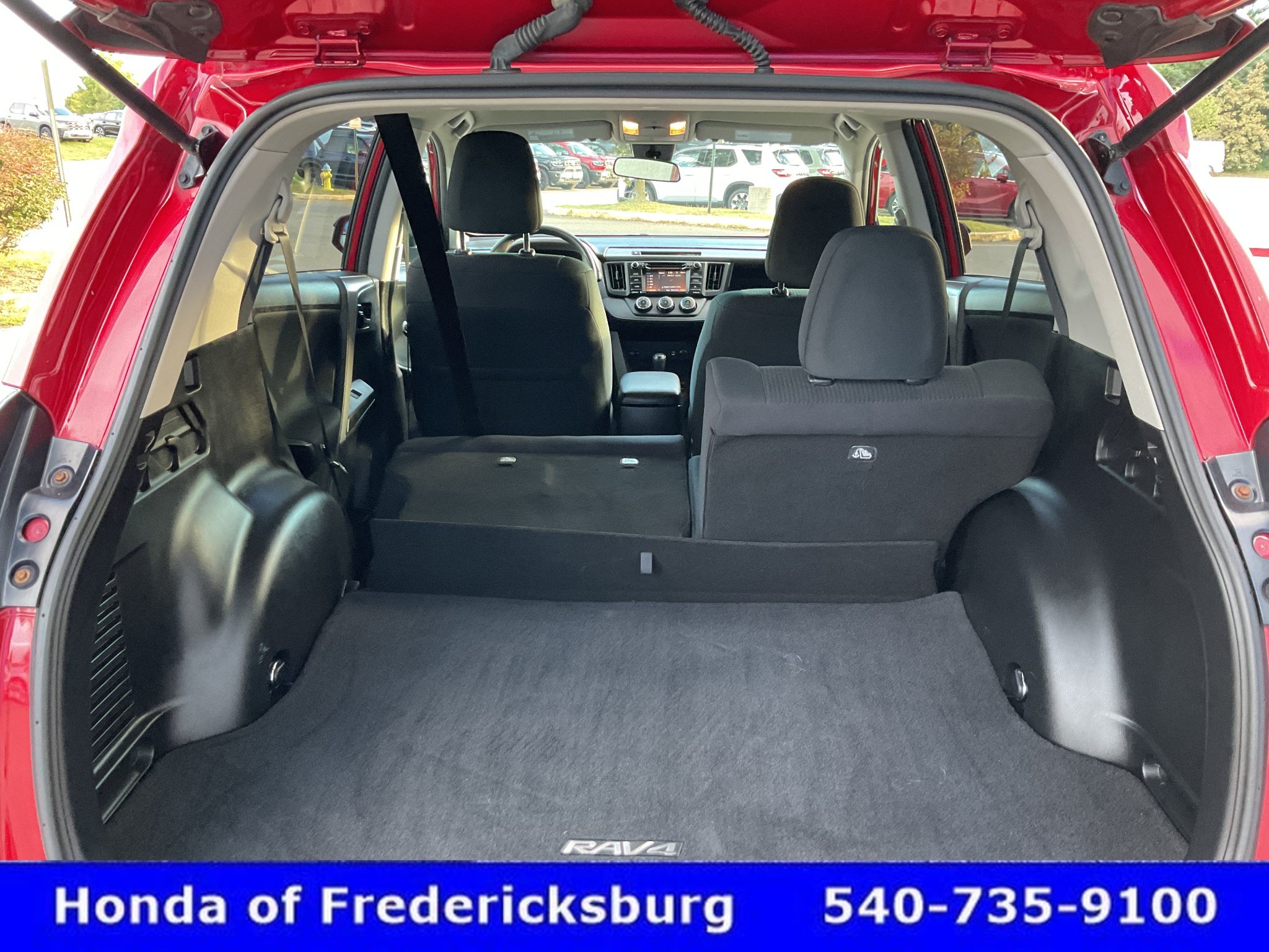 Used 2017 Toyota RAV4 LE AWD/4WD image 22