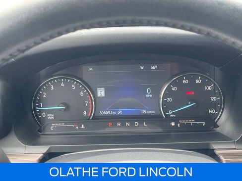 Certified 2024 Ford Explorer Limited w/ Limited Technology Package AWD/4WD image 19