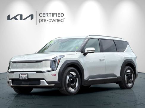 Certified 2024 Kia EV9 Wind AWD/4WD image 8