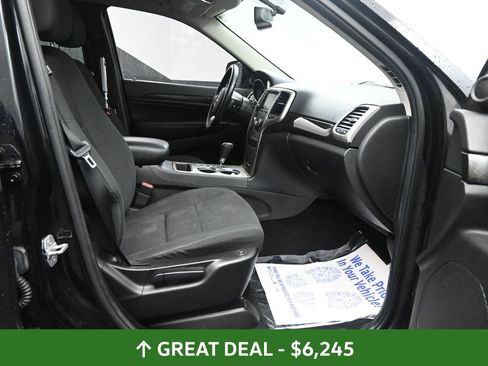 Used 2012 Jeep Grand Cherokee Laredo AWD/4WD image 19