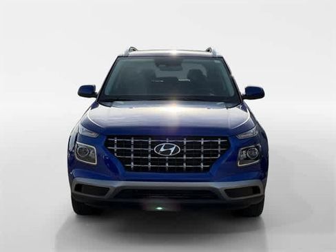 Certified 2023 Hyundai Venue SEL image 8