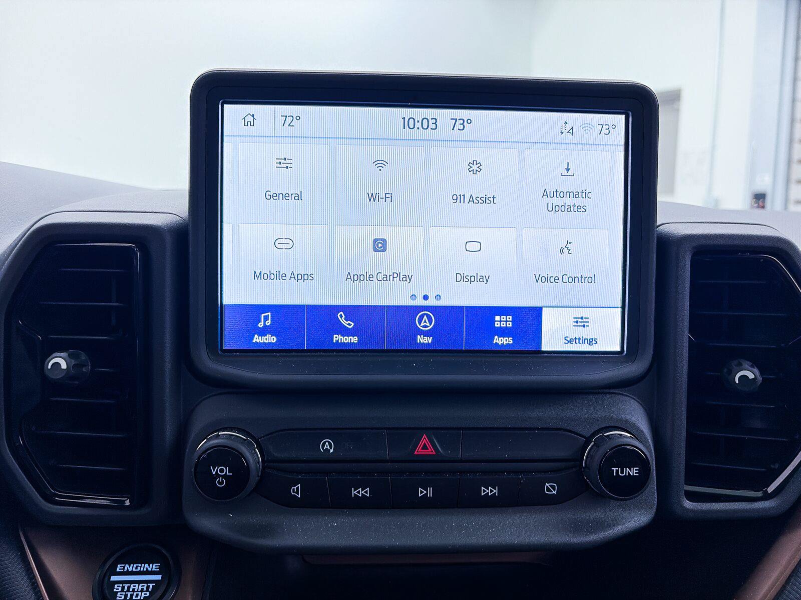 Used 2024 Ford Bronco Sport Outer Banks w/ Tech Package AWD/4WD image 24