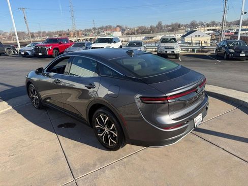 Certified 2024 Toyota Crown image 7