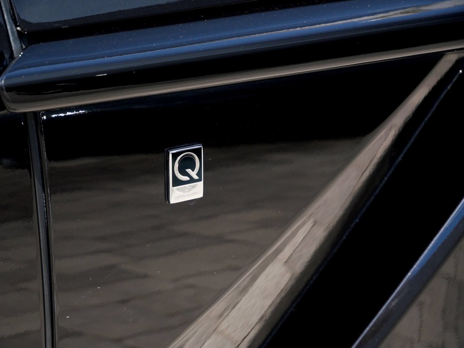 Used 2024 Aston Martin DBX 707 AWD/4WD image 25