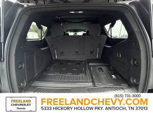 Used 2025 Chevrolet Suburban LS AWD/4WD image 14