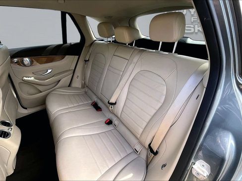 Used 2017 Mercedes-Benz GLC 43 AMG 4MATIC image 25