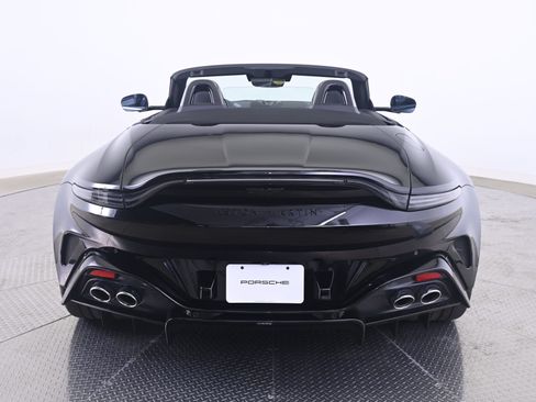 Used 2026 Aston Martin V8 Vantage Coupe RWD image 6