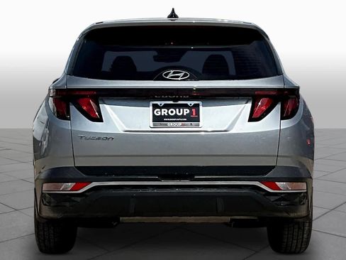 Used 2023 Hyundai Tucson SE image 5