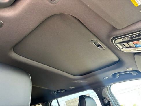 New 2026 Jeep Grand Cherokee L 4WD image 8