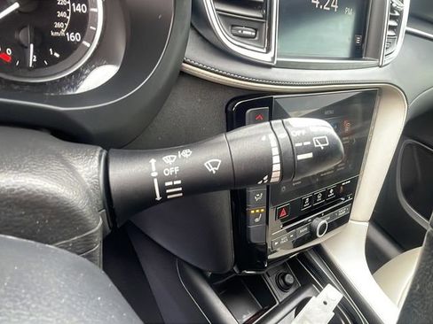 Used 2022 INFINITI QX55 Luxe w/ Accent Package image 26