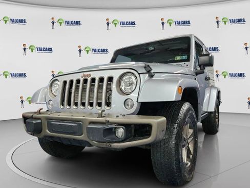 Used 2017 Jeep Wrangler Sahara image 5
