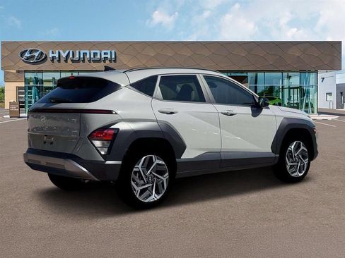 Used 2026 Hyundai Kona SEL Premium AWD/4WD image 5