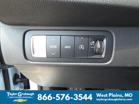 New 2026 Chevrolet Traverse Z71 w/ Enhanced Driving Package AWD/4WD image 20