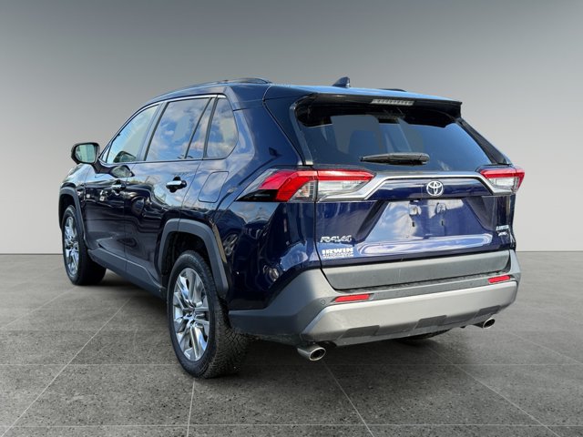 Used 2019 Toyota RAV4 Limited AWD/4WD image 4