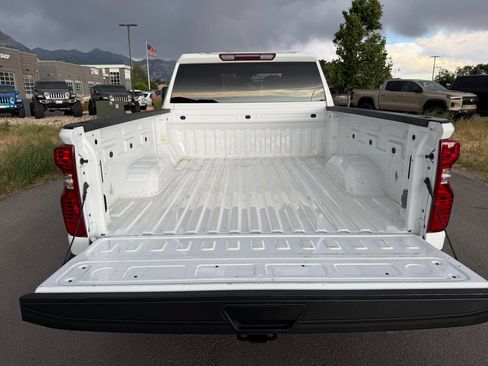 Used 2024 Chevrolet Silverado 2500 LT w/ Convenience Package AWD/4WD image 14