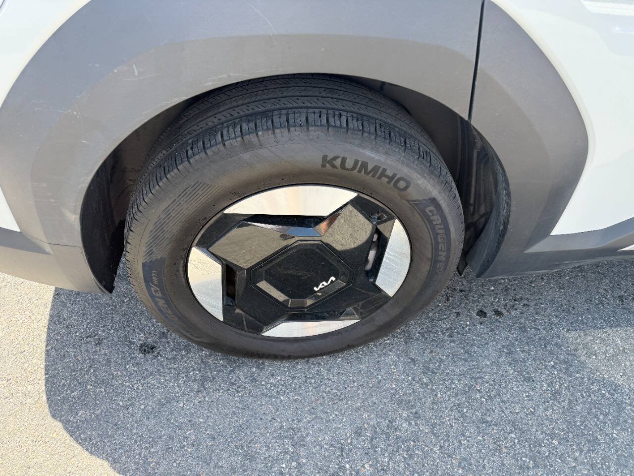 Used 2024 Kia EV9 Wind AWD/4WD image 14