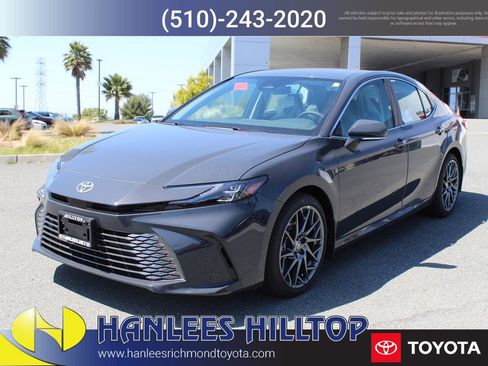 New 2026 Toyota Camry XLE FWD image 3