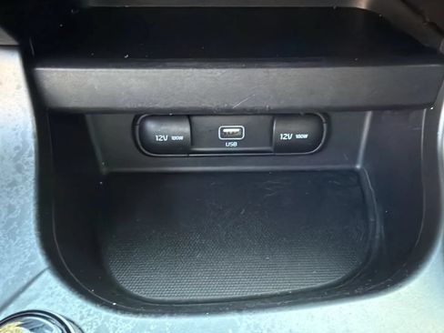 Used 2021 Kia Seltos S FWD image 37