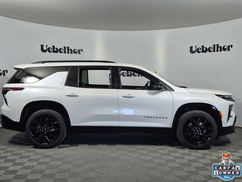 Certified 2024 Chevrolet Traverse RS w/ LPO, Floor Liner Package FWD image 8