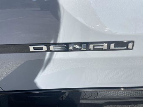 New 2025 GMC Sierra EV Denali image 31