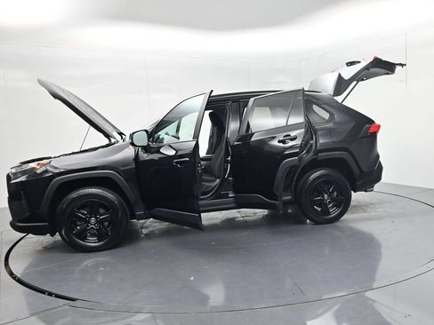 Used 2024 Toyota RAV4 XLE FWD image 65