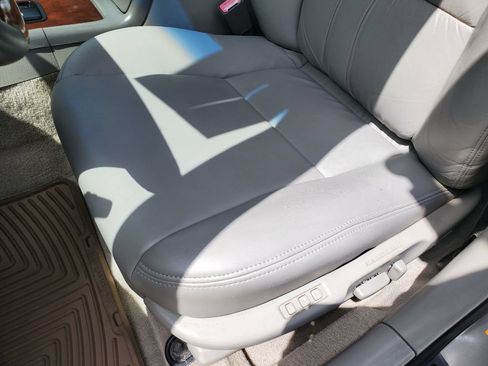 Used 2001 Lexus ES 330 FWD image 16