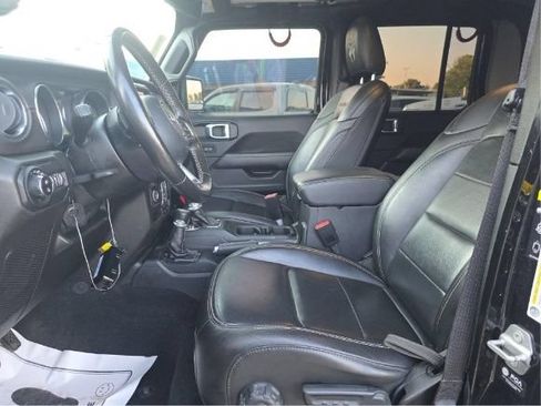 Used 2021 Jeep Gladiator Overland w/ Popular Equipment Package AWD/4WD image 5