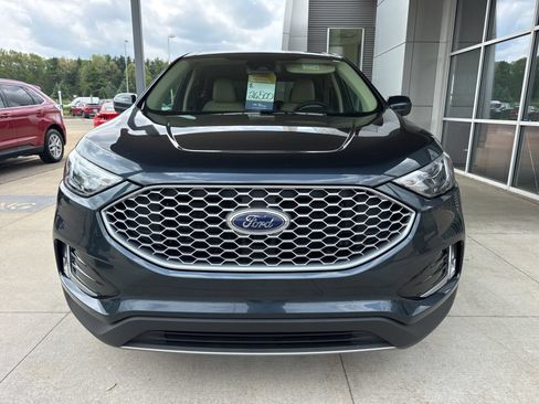 Certified 2023 Ford Edge SEL w/ Convenience Package AWD/4WD image 11