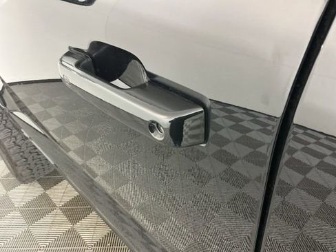 Used 2024 Ford F350 Platinum w/ FX4 Off-Road Package image 15