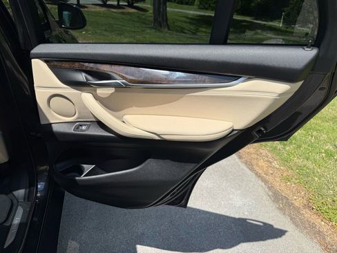 Used 2017 BMW X5 xDrive35i AWD/4WD image 38