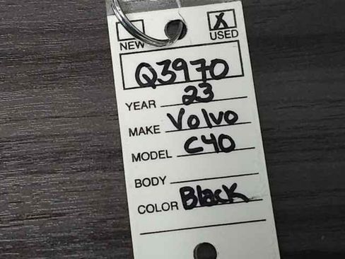 Certified 2023 Volvo C40 P8 Recharge Ultimate image 37