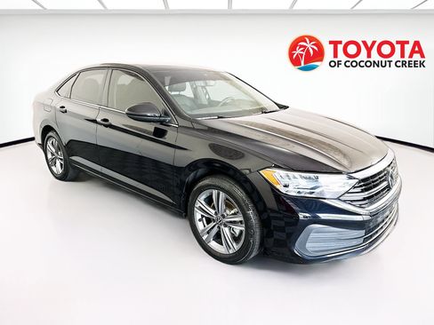 Used 2024 Volkswagen Jetta SE FWD image 1