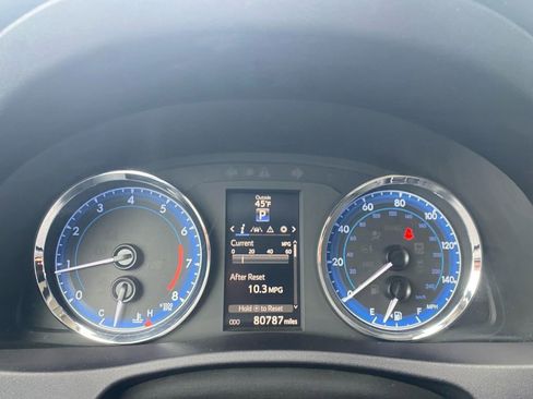 Used 2017 Toyota Corolla SE image 20