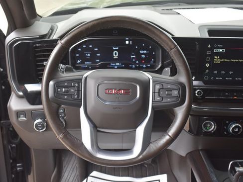Used 2023 GMC Sierra 1500 SLT w/ SLT Premium Package RWD image 19