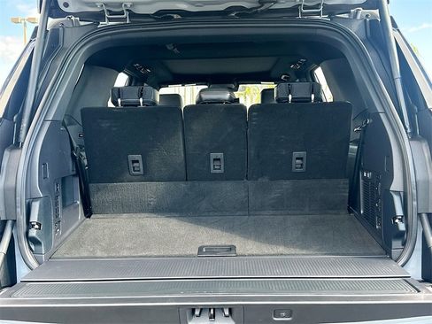 Used 2025 Ford Expedition Tremor image 28