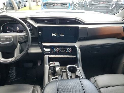 Used 2023 GMC Sierra 1500 Denali w/ Denali Reserve Package AWD/4WD image 14