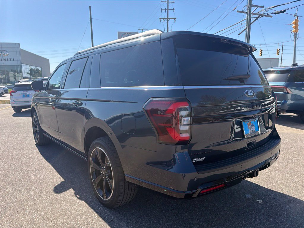Used 2024 Ford Expedition Max Limited AWD/4WD image 8