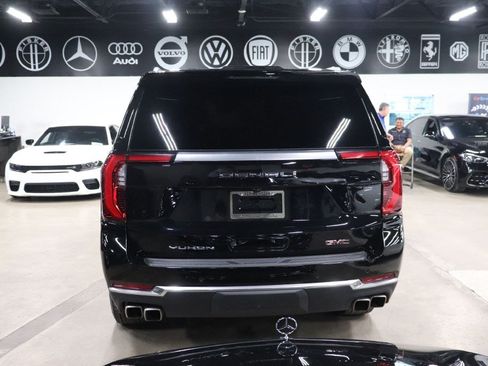 Used 2025 GMC Yukon Denali AWD/4WD image 4