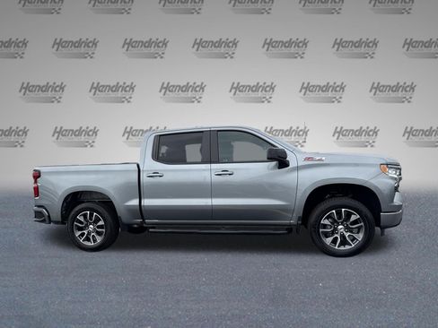 Used 2023 Chevrolet Silverado 1500 RST w/ Z71 Off-Road Package AWD/4WD image 10