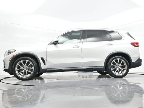 Used 2019 BMW X5 xDrive40i w/ Premium Package 2 AWD/4WD image 50