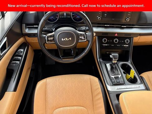 Used 2023 Kia Carnival LX image 22