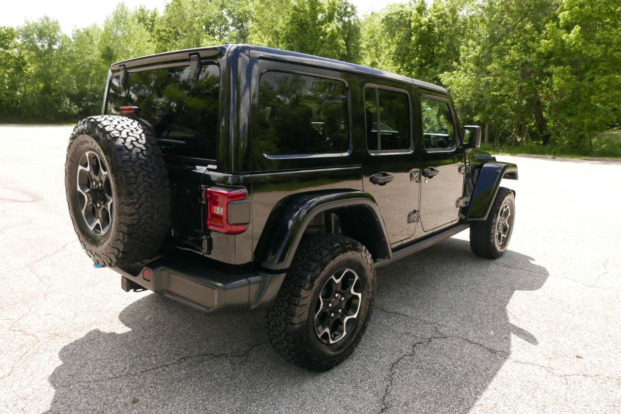 Used 2021 Jeep Wrangler Unlimited Rubicon 4xe w/ Cold Weather Group AWD/4WD image 6