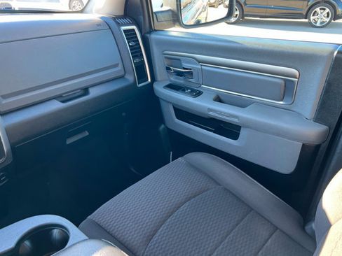 Used 2020 RAM 1500 Classic Warlock w/ Electronics Group image 10