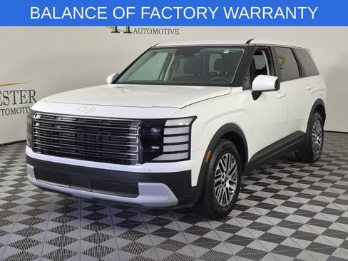 Used 2026 Hyundai Palisade SE FWD image 4