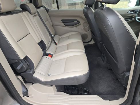 Used 2015 Ford Transit Connect Titanium image 7