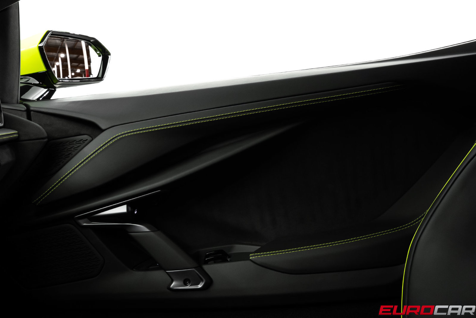 Used 2025 Lamborghini Revuelto AWD/4WD image 30