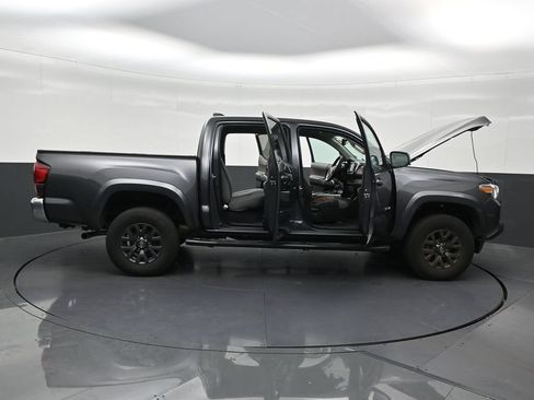 Used 2023 Toyota Tacoma SR5 RWD image 33